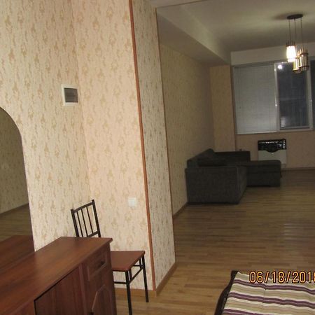 Flat For Rent Hotel Tbilisi Eksteriør billede