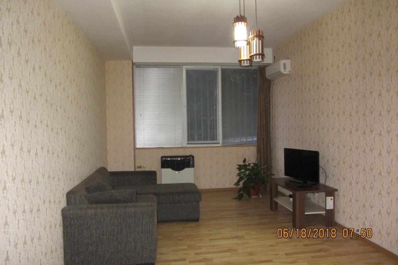 Flat For Rent Hotel Tbilisi Eksteriør billede