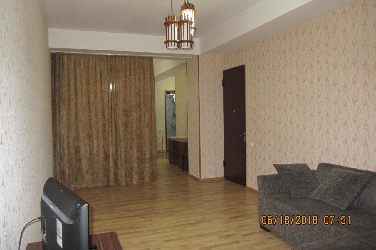 Flat For Rent Hotel Tbilisi Eksteriør billede